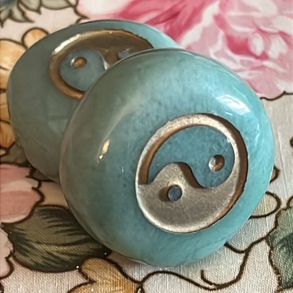 Aventurine Yin Yang Worry Stones - Picture 1 of 7